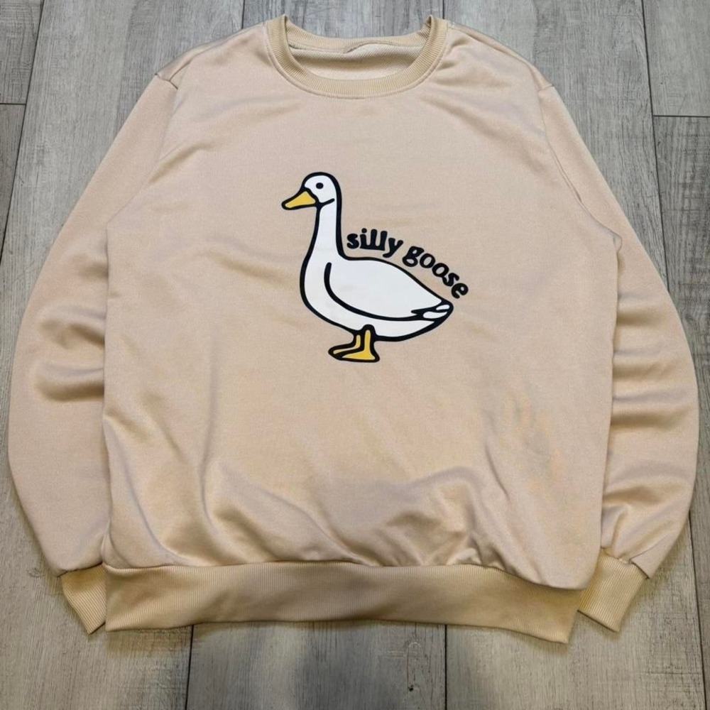 Cream silly goose‎ crewneck sweatshirt size s woman